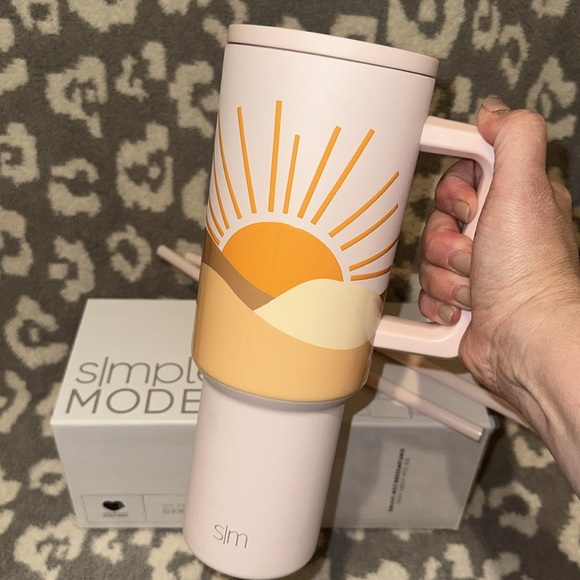 Simple Modern TREK 40oz Tumbler in Rise and Shine 😍 New 🆕 & Never Used ❣… - Picture 16 of 17